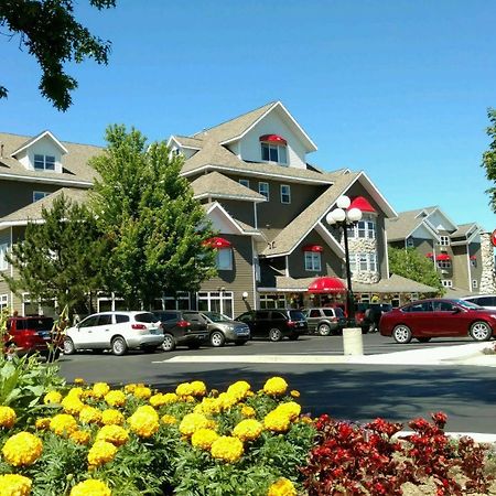 Cherry Tree Inn & Suites Traverse City Bagian luar foto