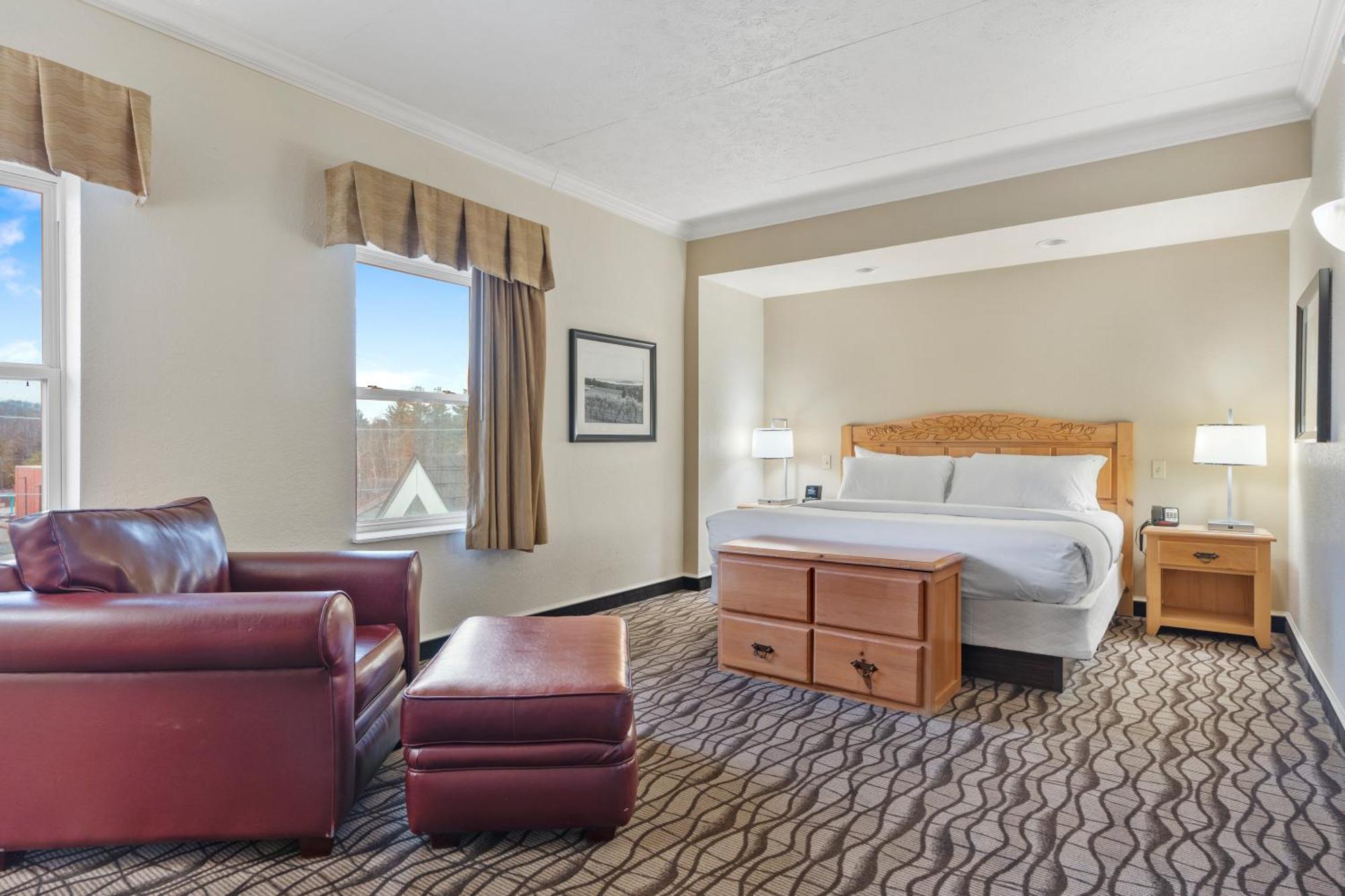 Cherry Tree Inn & Suites Traverse City Bagian luar foto