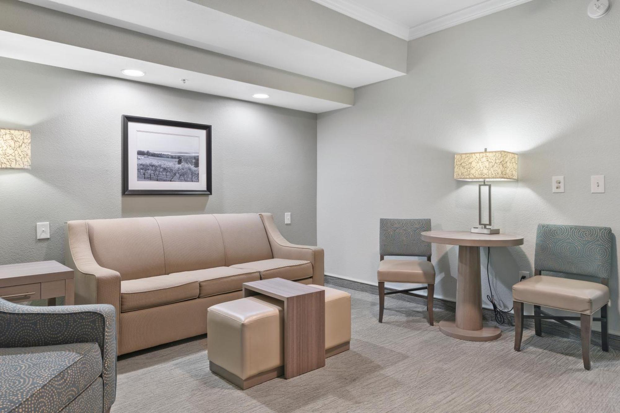 Cherry Tree Inn & Suites Traverse City Bagian luar foto